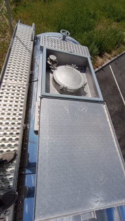 Полуприцеп битумовоз Сеспель SF4B32 32 м3 4 оси детальное фото - Spec-Trucks