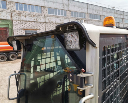 Фронтальный мини погрузчик LiuGong CLG385B 1200 кг детальное фото - смотреть и выбрать в Spec-Trucks Фронтальный мини погрузчик LiuGong CLG385B 1200 кг детальное фото - Spec-Trucks