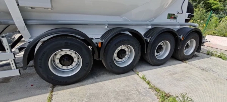 Полуприцеп цементовоз СЕСПЕЛЬ SF4U34 34 м3 4 оси алюминиевый детальное фото - Spec-Trucks