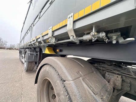 Самосвальный полуприцеп CАТ 510 55 м3 алюминиевый 4 оси с задней и боковой разгрузкой детальное фото - Spec-Trucks