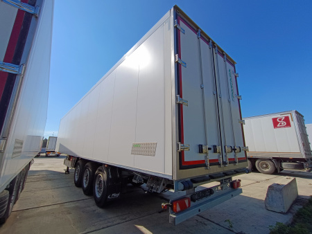 Изотермический полуприцеп КУПАВА 93FL00 (9FL3) на шасси FLIEGL (Германия) детальное фото - Spec-Trucks