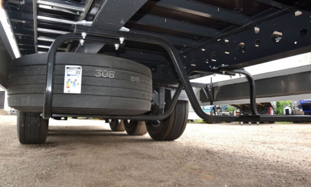 Шторно-бортовой полуприцеп Wielton NS 3KB с кониками детальное фото - Spec-Trucks