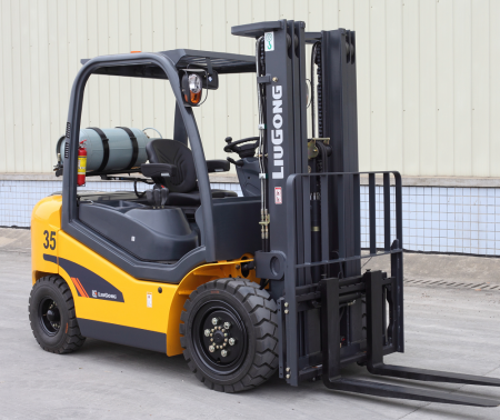 Газобензиновый погрузчик 3,5 тонны LiuGong CPCD35 (LPG) детальное фото - Spec-Trucks