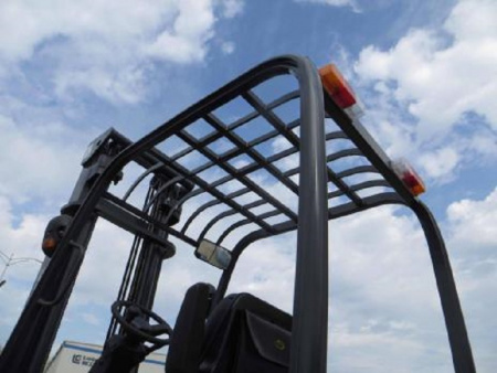 Электрический складской погрузчик 2,5 тонны LiuGong CLG2025A-S детальное фото - смотреть и выбрать в Spec-Trucks Электрический складской погрузчик 2,5 тонны LiuGong CLG2025A-S детальное фото - Spec-Trucks