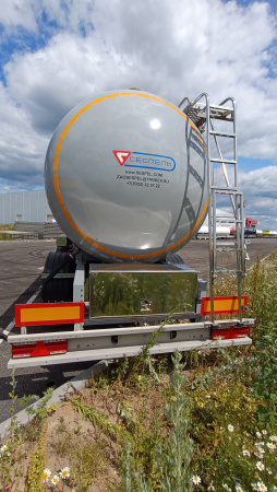 Полуприцеп битумовоз Сеспель SF4B32 32 м3 4 оси детальное фото - Spec-Trucks