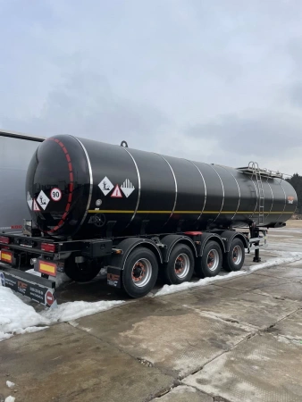 Полуприцеп битумовоз FOXTANK 877721-31 31 м3 4 оси детальное фото - смотреть и выбрать в Spec-Trucks Полуприцеп битумовоз FOXTANK 877721-31 31 м3 4 оси детальное фото - Spec-Trucks