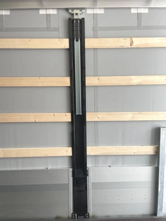 Шторно-бортовой полуприцеп FLIEGL SDS 350 с кониками детальное фото - Spec-Trucks