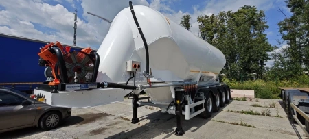 Полуприцеп цементовоз СЕСПЕЛЬ SF4U34 34 м3 4 оси алюминиевый детальное фото - Spec-Trucks