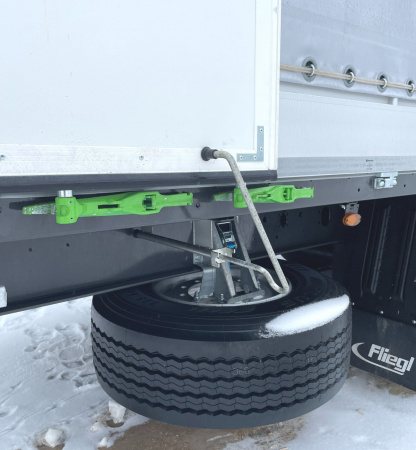 Шторно-бортовой полуприцеп FLIEGL SDS 350 с кониками детальное фото - Spec-Trucks