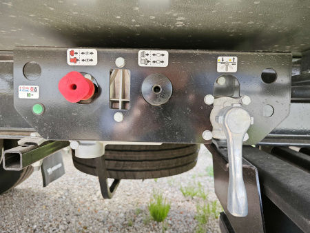 Изотермический полуприцеп КУПАВА 93W000 (93WL3) на шасси WIELTON детальное фото - Spec-Trucks