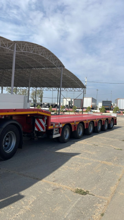 Низкорамный раздвижной полуприцеп трал (тяжеловоз) MAX TRAILER (FAYMONVILLE) F-S46-1AAB детальное фото - Spec-Trucks