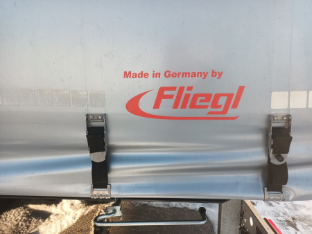 Тентованный полуприцеп FLIEGL SDS 350 шторный с кониками детальное фото - Spec-Trucks