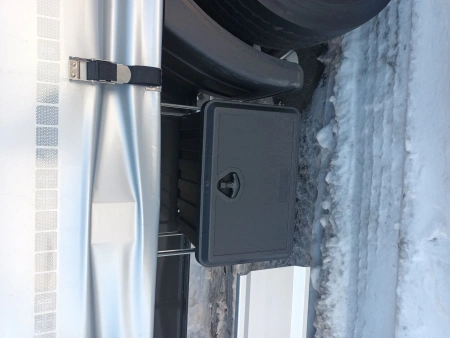 Шторный полуприцеп FLIEGL SDS 350 с кониками детальное фото - Spec-Trucks