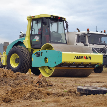 Грунтовый каток AMMANN ASC 150D 15 тонн детальное фото - Spec-Trucks