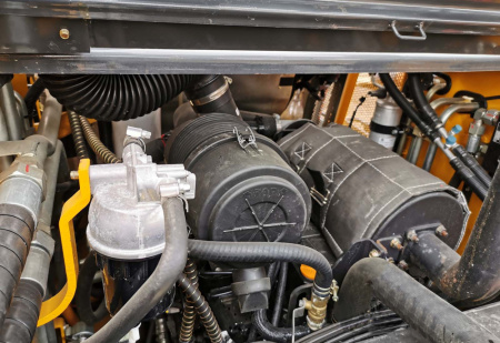 Фронтальный мини погрузчик LiuGong CLG385B 1200 кг детальное фото - смотреть и выбрать в Spec-Trucks Фронтальный мини погрузчик LiuGong CLG385B 1200 кг детальное фото - Spec-Trucks