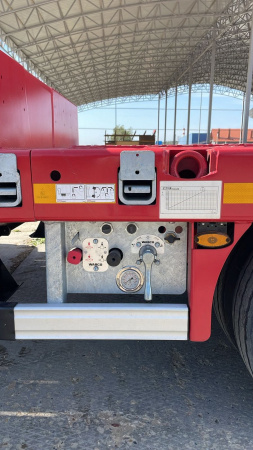 Низкорамный раздвижной полуприцеп трал (тяжеловоз) MAX TRAILER (FAYMONVILLE) F-S46-1AAB детальное фото - Spec-Trucks