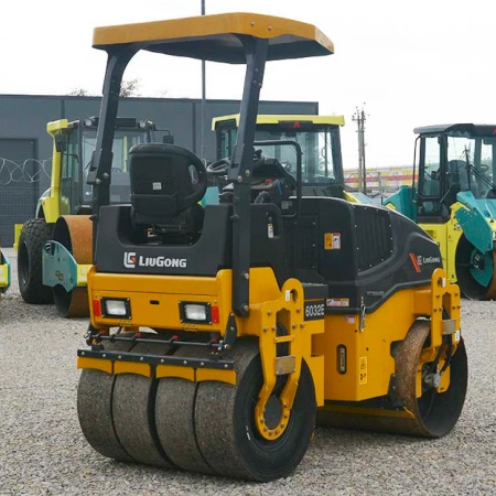 Тротуарный каток LiuGong CLG6032E комбинированный 3,5 тонны детальное фото - Spec-Trucks