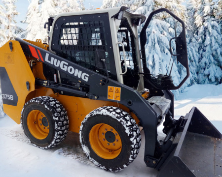 Мини погрузчик LiuGong CLG375B 1000 кг детальное фото - смотреть и выбрать в Spec-Trucks Мини погрузчик LiuGong CLG375B 1000 кг детальное фото - Spec-Trucks