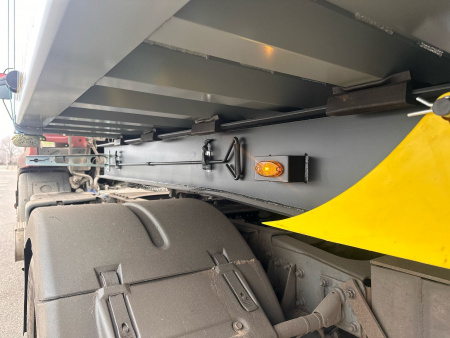 Самосвальный полуприцеп CАТ 510 55 м3 алюминиевый 4 оси с задней и боковой разгрузкой детальное фото - Spec-Trucks