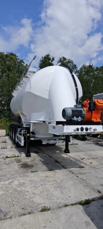 Полуприцеп цементовоз СЕСПЕЛЬ SF4U34 34 м3 4 оси алюминиевый детальное фото - Spec-Trucks