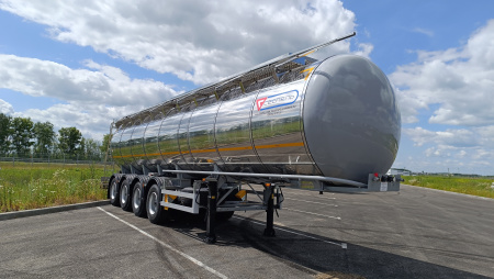 Полуприцеп битумовоз Сеспель SF4B32 32 м3 4 оси детальное фото - Spec-Trucks