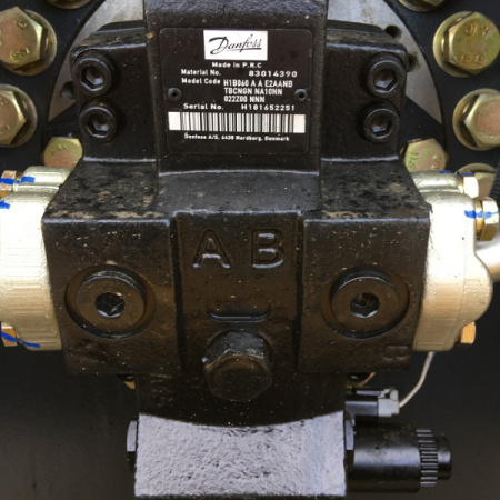 Грунтовый каток LiuGong CLG6614E 14 тонн детальное фото - смотреть и выбрать в Spec-Trucks Грунтовый каток LiuGong CLG6614E 14 тонн детальное фото - Spec-Trucks