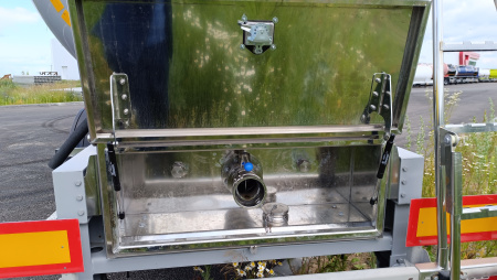 Полуприцеп битумовоз Сеспель SF4B32 32 м3 4 оси детальное фото - Spec-Trucks