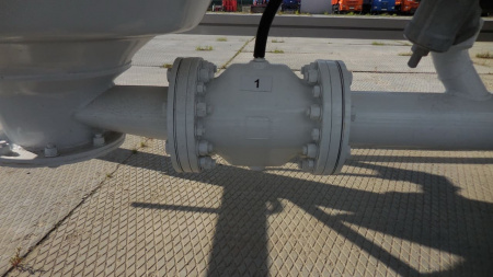 Полуприцеп кормовоз СЕСПЕЛЬ SF3U48 48 м3 алюминиевый детальное фото - Spec-Trucks