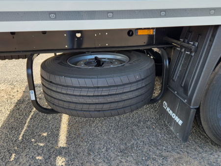 Полуприцеп рефрижератор Krone SD Cool Liner детальное фото - Spec-Trucks