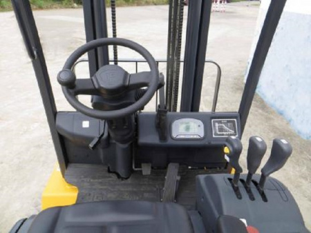 Электрический складской погрузчик 2,5 тонны LiuGong CLG2025A-S детальное фото - смотреть и выбрать в Spec-Trucks Электрический складской погрузчик 2,5 тонны LiuGong CLG2025A-S детальное фото - Spec-Trucks