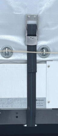 Шторно-бортовой полуприцеп FLIEGL SDS 350 с кониками детальное фото - Spec-Trucks