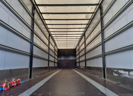 Тентованный полуприцеп ТОНАР Т3-13 9888 шторно-бортовой с закладными под коники детальное фото - Spec-Trucks