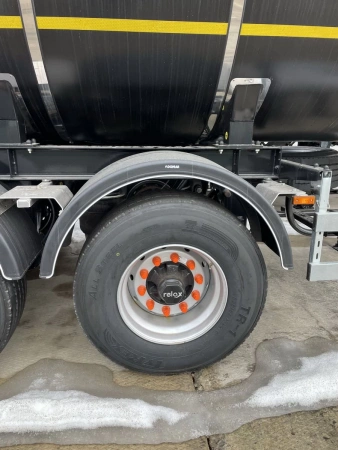 Полуприцеп битумовоз FOXTANK 877721-31 31 м3 4 оси детальное фото - смотреть и выбрать в Spec-Trucks Полуприцеп битумовоз FOXTANK 877721-31 31 м3 4 оси детальное фото - Spec-Trucks
