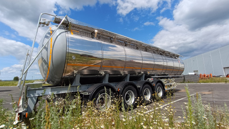 Полуприцеп битумовоз Сеспель SF4B32 32 м3 4 оси детальное фото - Spec-Trucks