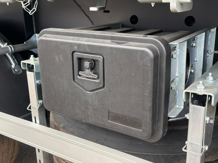 Самосвальный полуприцеп CАТ 510 55 м3 алюминиевый 4 оси с задней и боковой разгрузкой детальное фото - Spec-Trucks