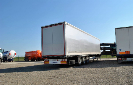 Шторно-бортовой полуприцеп KRONE Profi Liner детальное фото - Spec-Trucks
