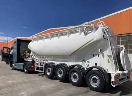 Полуприцеп кормовоз NURSAN NRS2 48 м3 алюминиевый 4 оси детальное фото - Spec-Trucks