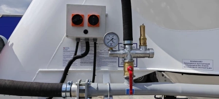 Полуприцеп цементовоз СЕСПЕЛЬ SF4U34 34 м3 4 оси алюминиевый детальное фото - Spec-Trucks